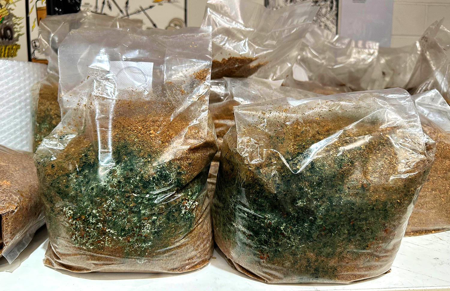 Green color in Co2 bags