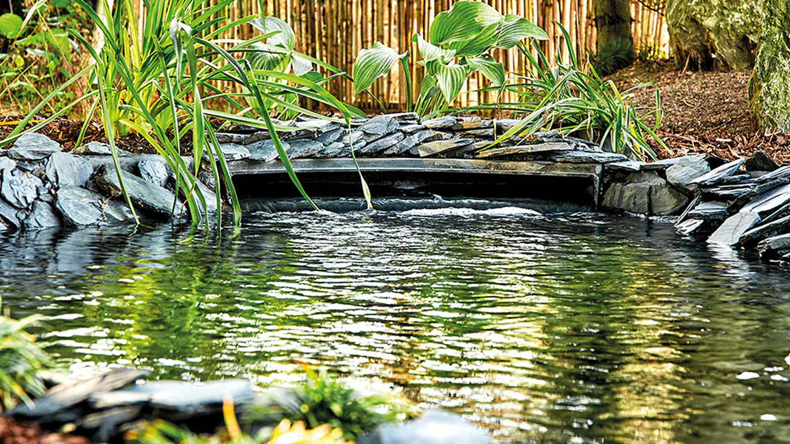  Pond liners Australia, PVC pond liners, HDPE pond liners, EPDM pond liners, Australian water features, UV-resistant pond liners, flexible pond liners, commercial pond liners, garden pond liners, water feature liners, durable pond liners.